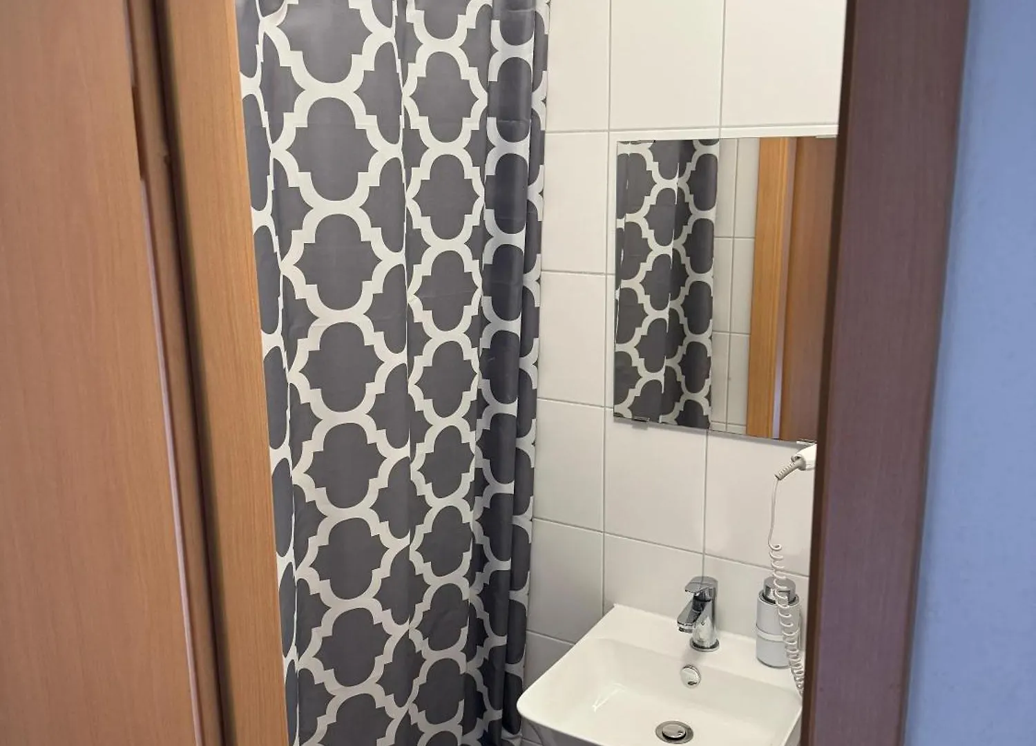 Niehler Hotel Köln 0*,  Németország